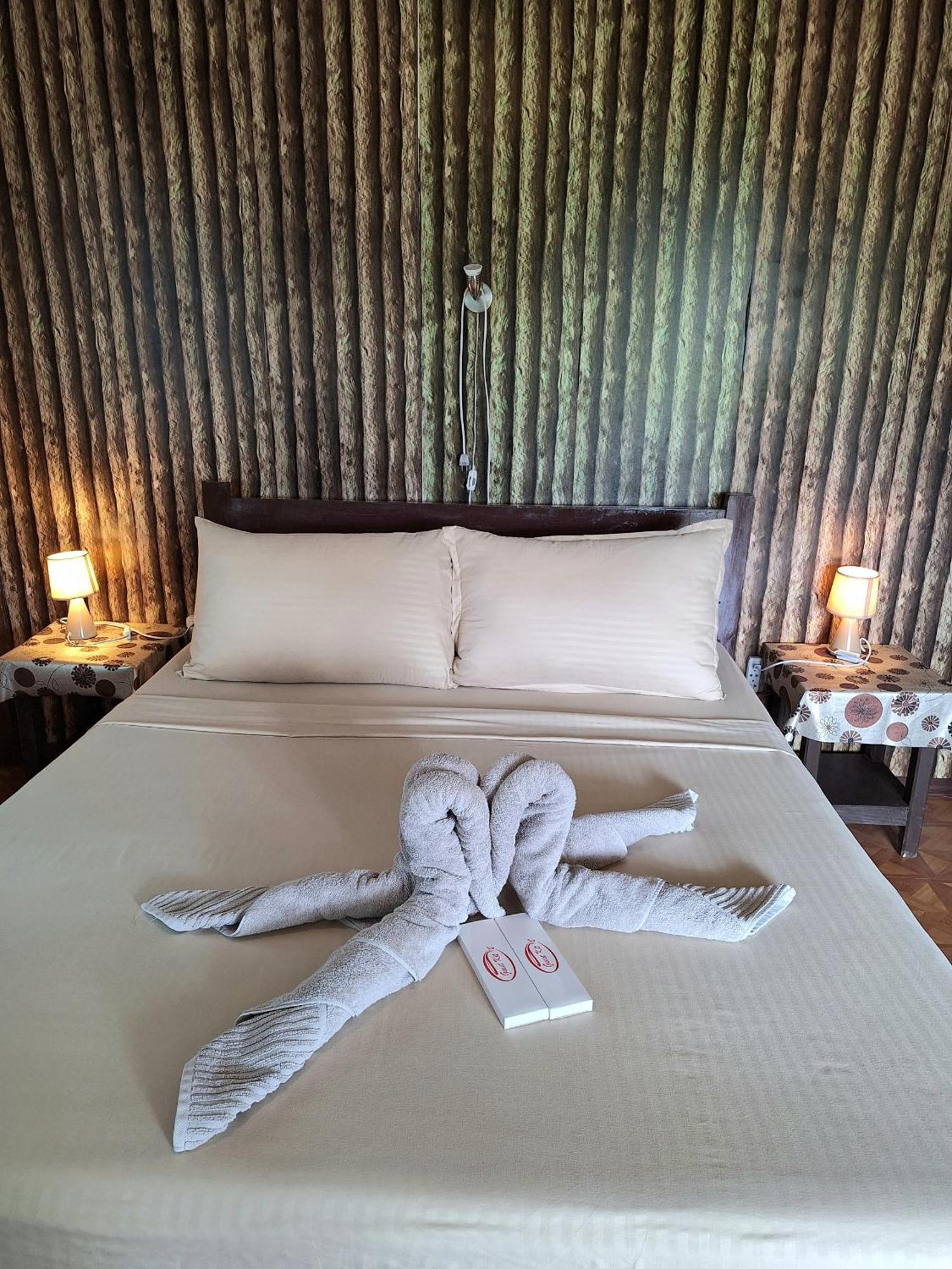 Casas De Ruumar Bed And Breakfast-Bar-Two Rooms For Family Available Clarin  Bagian luar foto